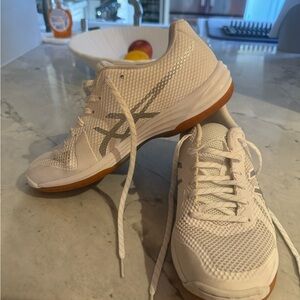 ASICS Womens Gel-Tactic 2 Volleyball and Squash Sneaker